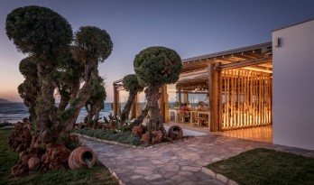 克里特岛海滩度假村 / Elastic Architects