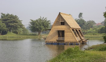 适应气候变化，漂浮竹屋 / H&P Architects