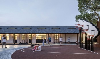 改造 / 屋顶是建筑永恒的话题——崇明岛侯家镇文化活动中心
