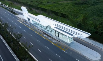 有趣的等候：张家港高铁新城公交站台设计 / 中衡设计