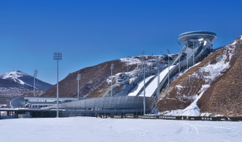 国家跳台滑雪中心 / THAD 清华大学建筑设计研究院