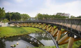 月见桥 / HWCA Huai-Wen Chang Architect