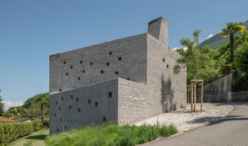 San Nazzaro 住宅 / Wespi de Meuron Romeo architects