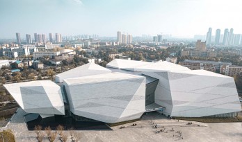 成都自然博物馆 / Pelli Clarke & Partners + 中国建筑西南设计研究院