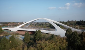 绛溪河桥 / 扎哈哈迪德建筑事务所