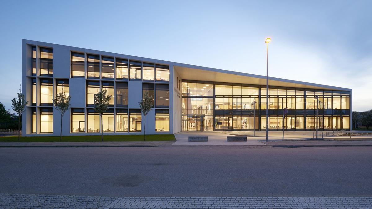 1499837828630315.jpg HERNINGSHOLM_01_photo_Martin_Schubert.jpg