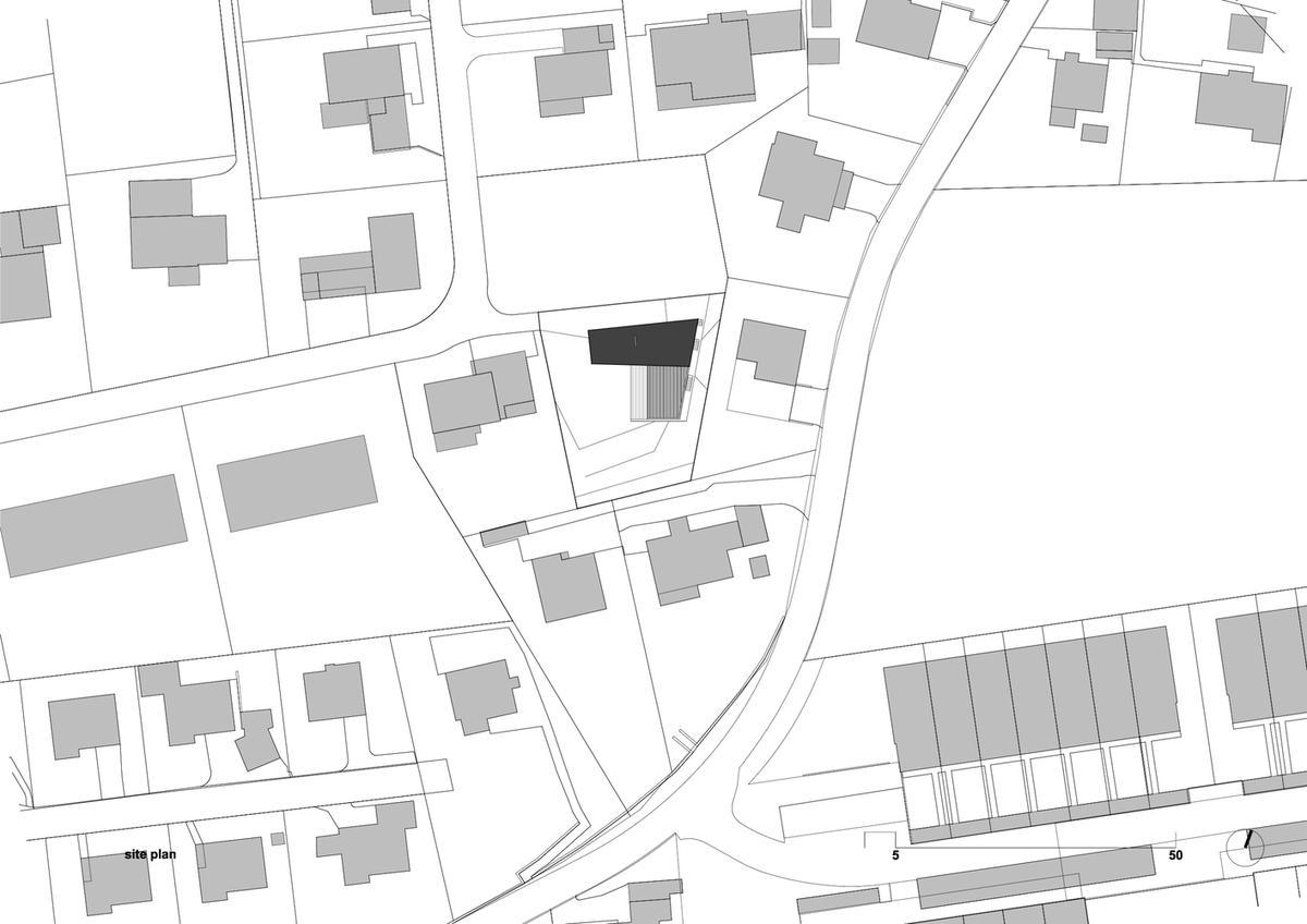 Tormen_Architekten_EFH_Riedholz_-_Archdaily_site_plan.jpg