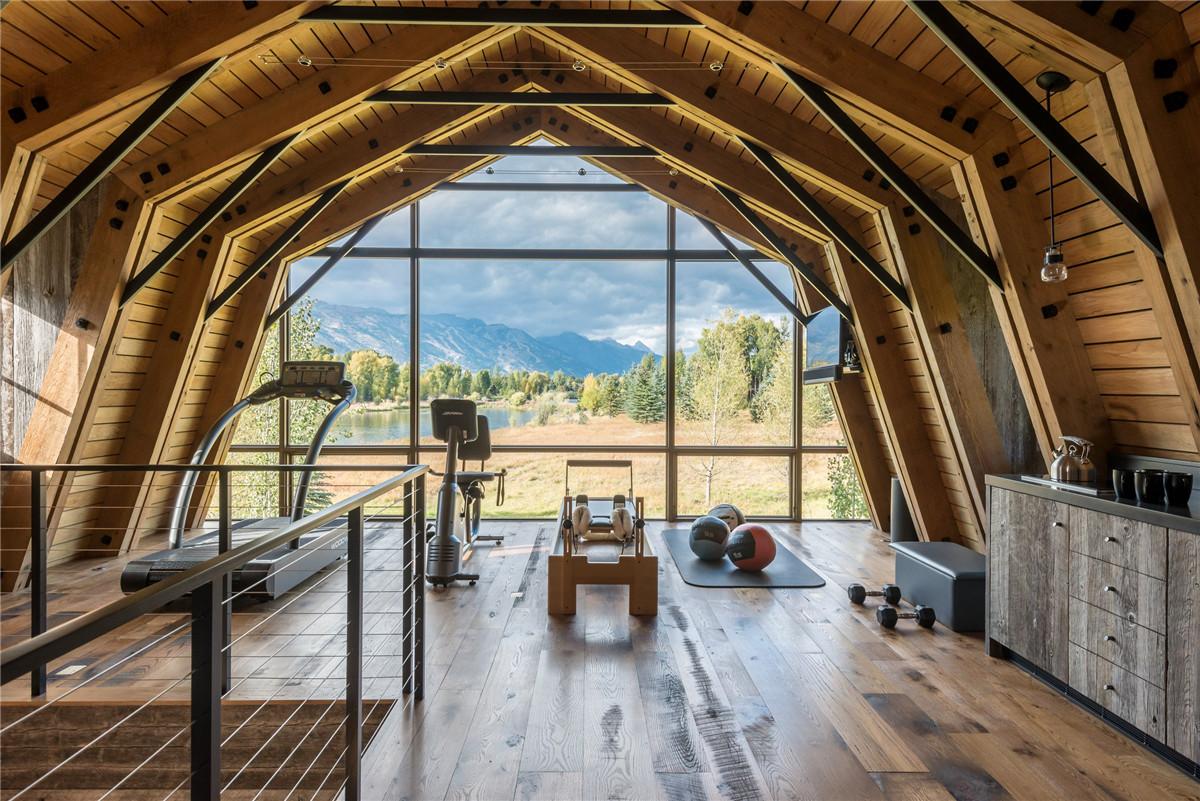 1502862042692292.jpg the-barn-carney-logan-architects_dezeen_2364_col_20-852x569.jpg