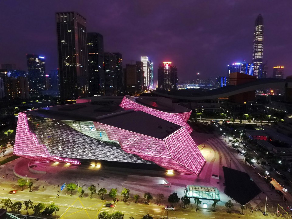 1-Architectural-Lighting-Design-for-Mocape-Shenzhen-The-Museum-of-Contemporary-Art-and-Planning-Exhibition-by-GD-Lighting-Design-960x720.jpg