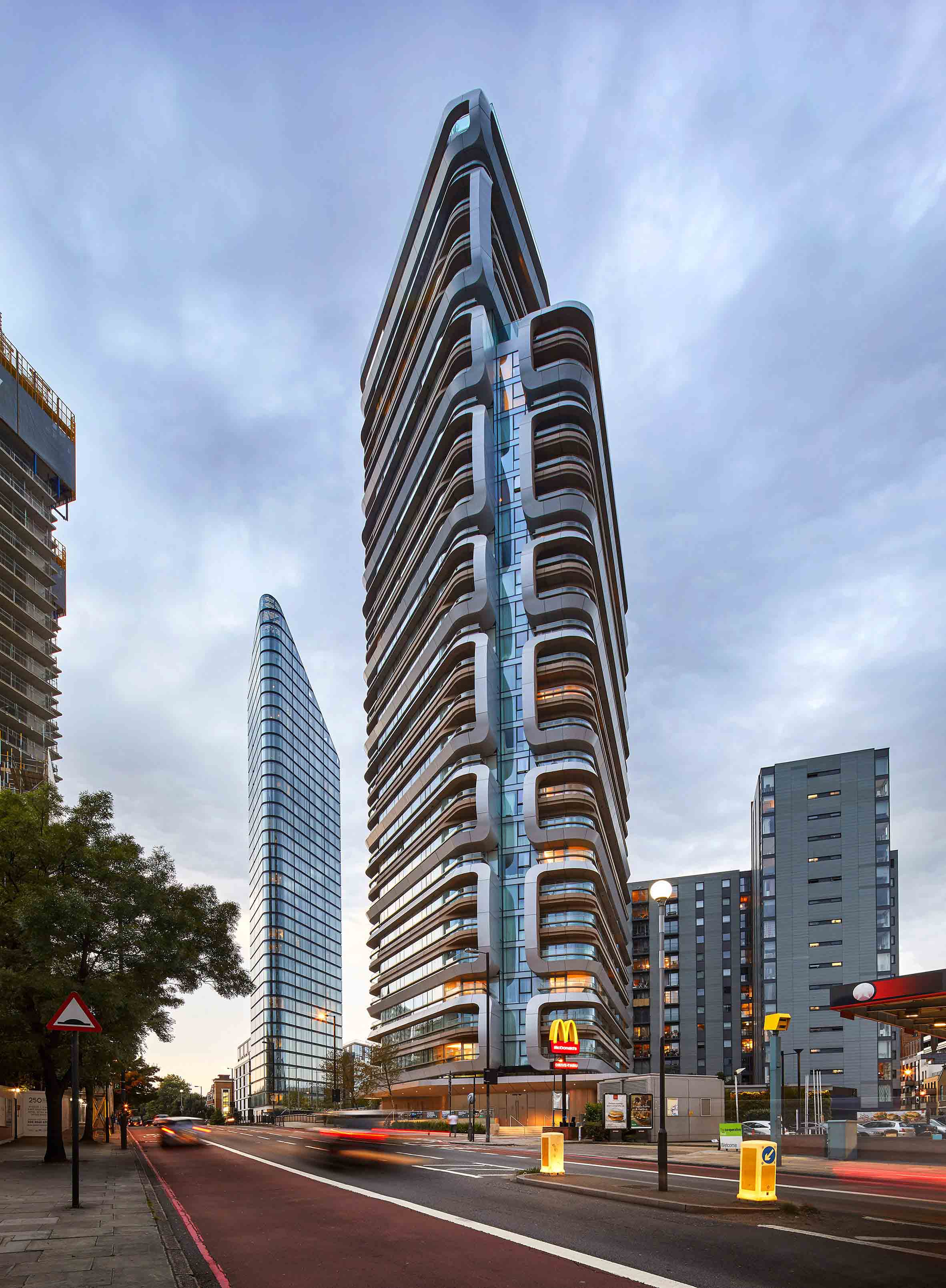 canaletto-tower-unstudio-architecture-residential-towers-uk_dezeen_2364_col_14.jpg