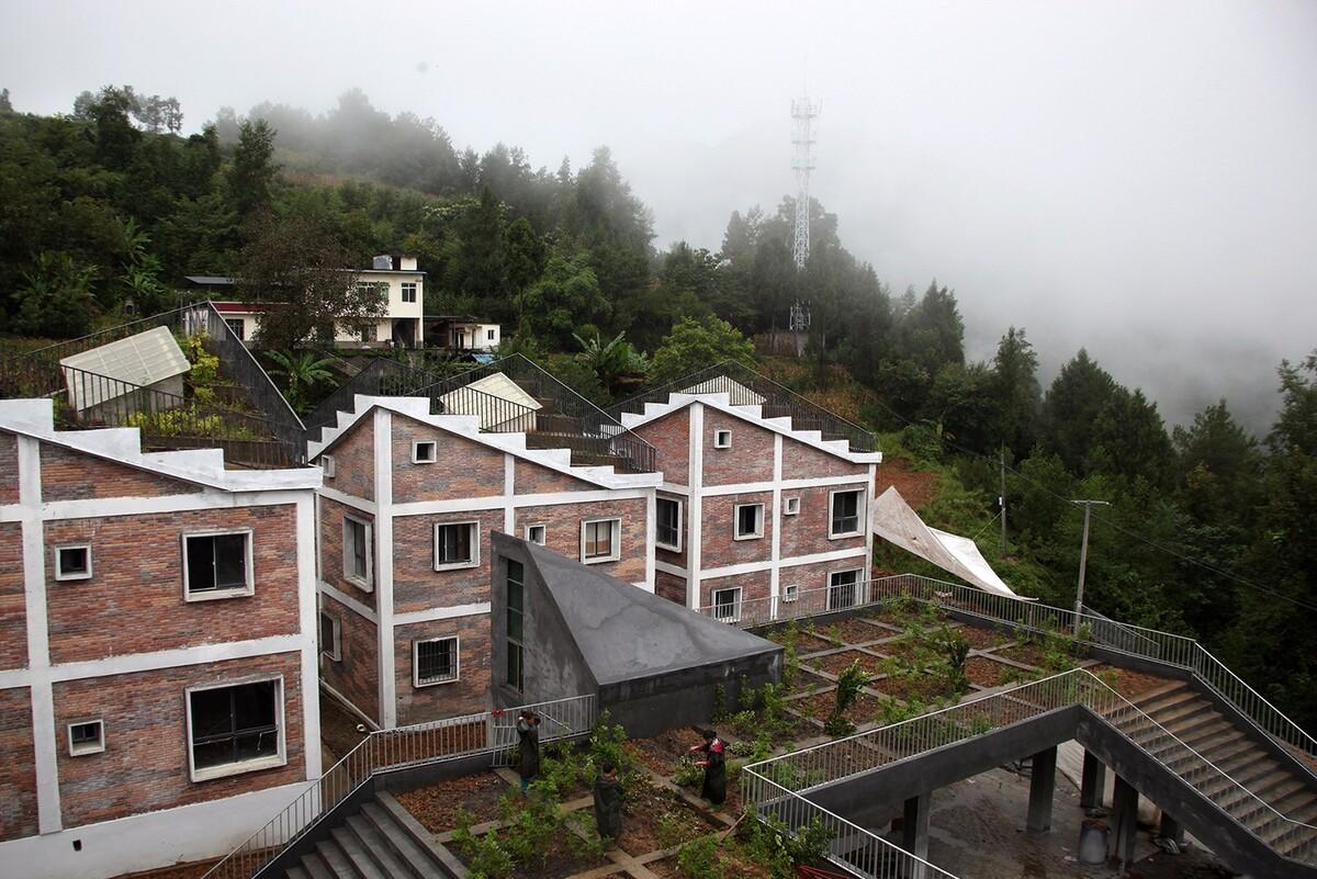 汶川大地震灾后重建金台村的新生