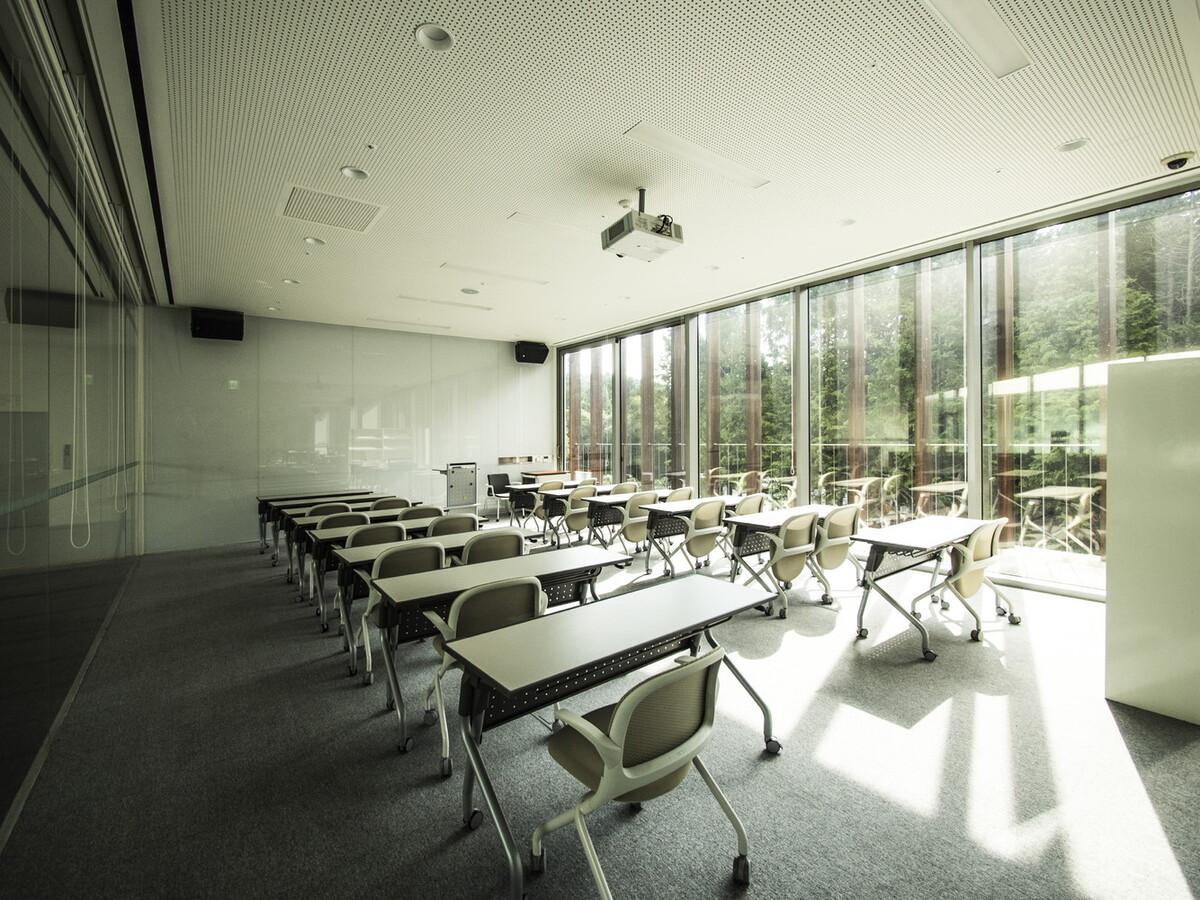 九桥会堂 ——停车场与屋面的无缝融合 / D·Lim Architects