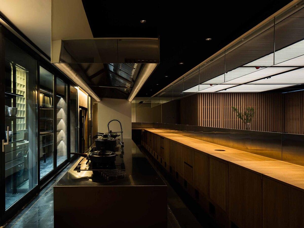 三里六七——视觉与味觉的诗意融合 / 左通右达建筑工作室
