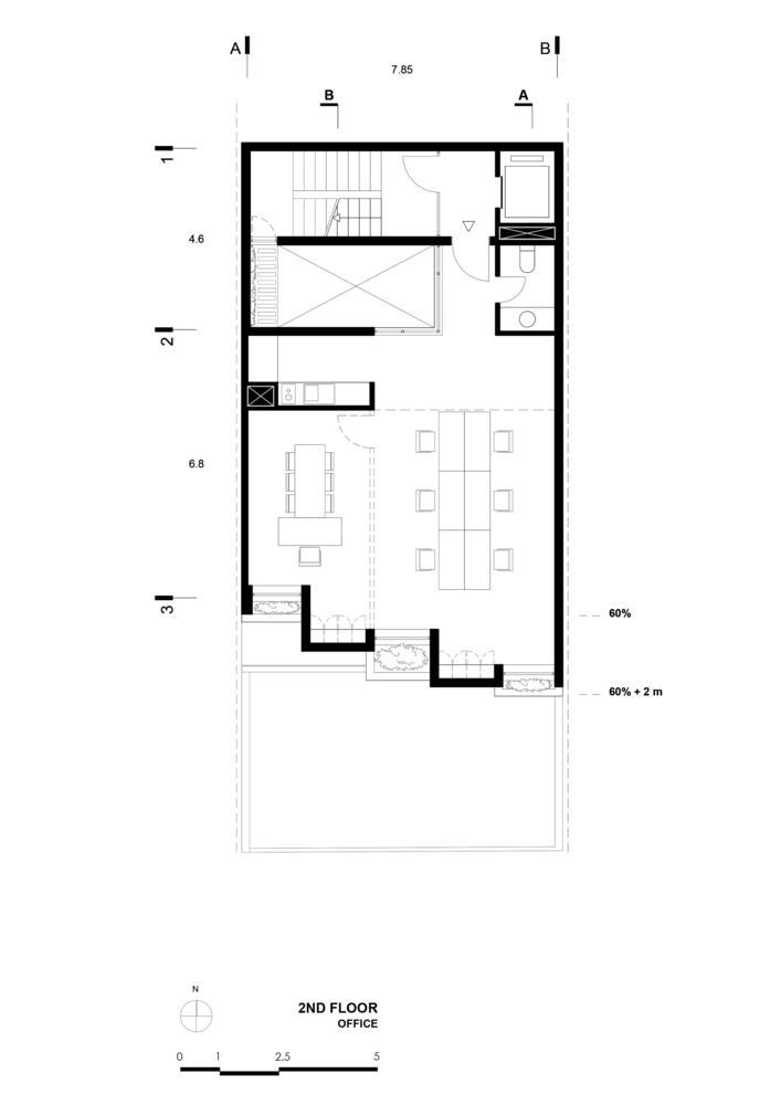 一栋建筑只做一个立面：伊朗棋盘格办公楼