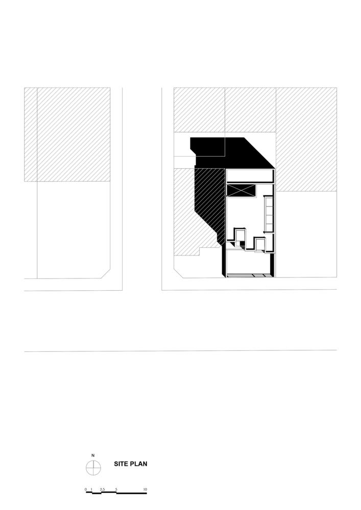一栋建筑只做一个立面：伊朗棋盘格办公楼