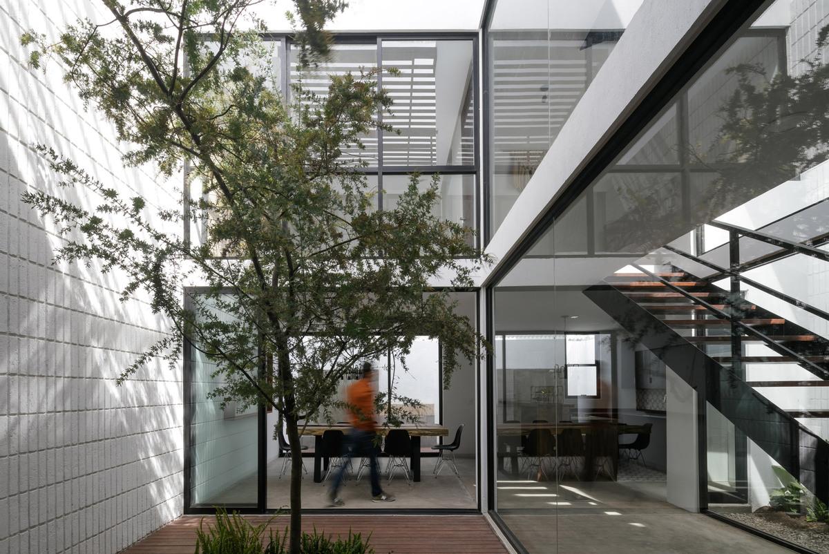 1520899839373539.jpg casa-once-espacio-18-arquitectura-cueto-architecture-puebla-mexico-_dezeen_2364_col_2.jpg