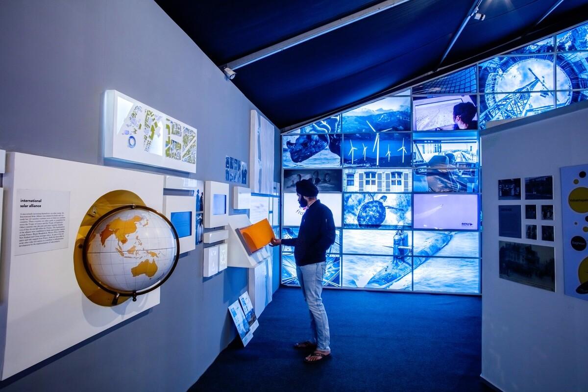 起伏流转的神秘之光：“你好，印度”印法节日展馆