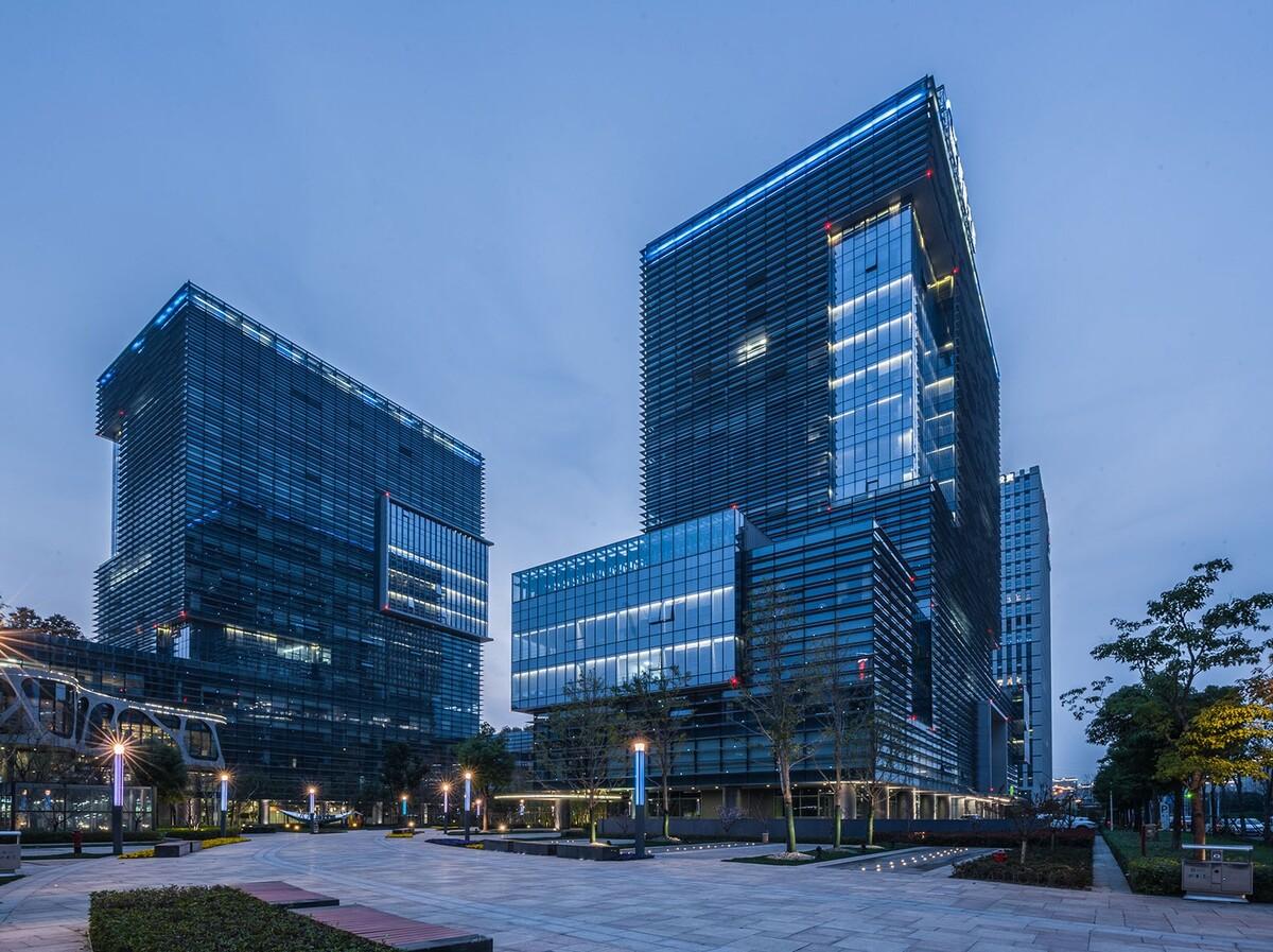 南京研创园孵鹰大厦，人性化设计办公社区