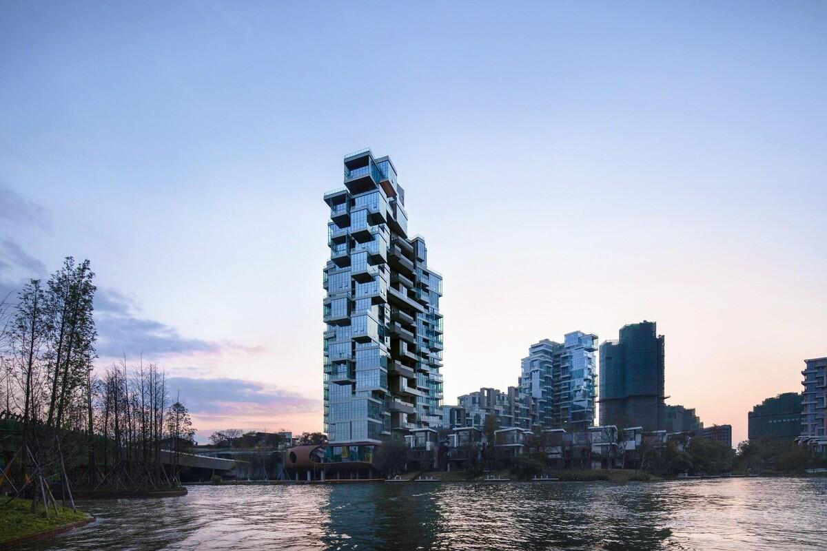 漂浮在空中区、摇曳于水面，与环境共融的垂直社区 — 成都麒麟荟