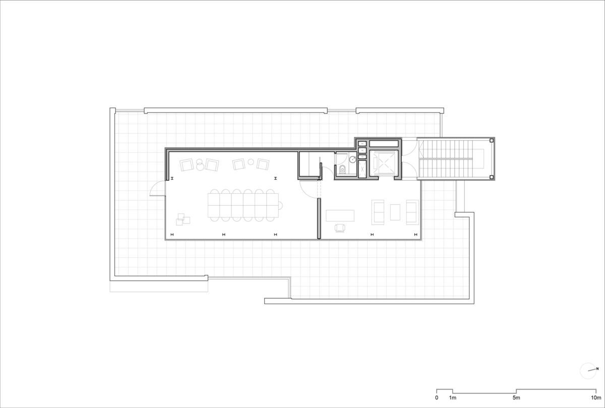 1543302868343824.jpg 21_05_Roof_Floor_Plan.jpg