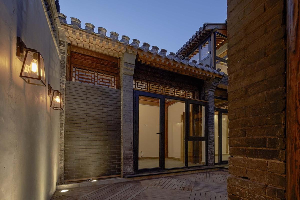 1548659065370169.jpg 调整大小 9_107-入口看庭院.jpg