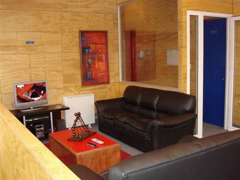 1548905973640590.jpg 53_1871550140_interior-2.jpg