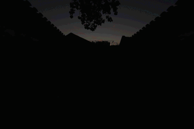 1550977744846648.gif 院子内一天光影变化-,-The-changes-of-light-and-shadow-in-the-courtyard-throughout-a-day©陈培新.gif