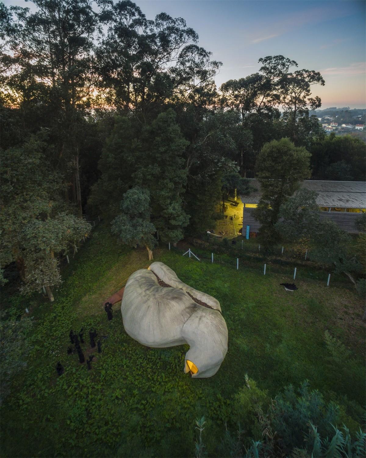 葡萄牙MATO艺术展览空间 / FCC Arquitectura