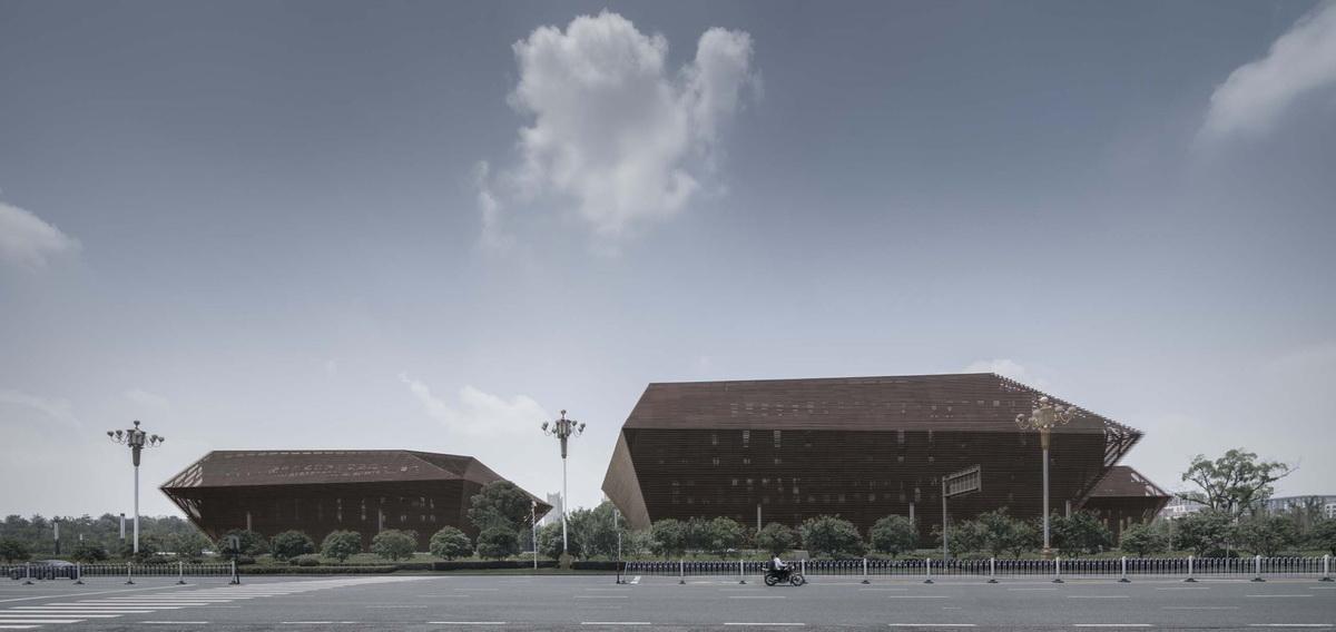 1558667109457204.jpg d1_沿广信大道看建筑全貌_.侯博文.jpg