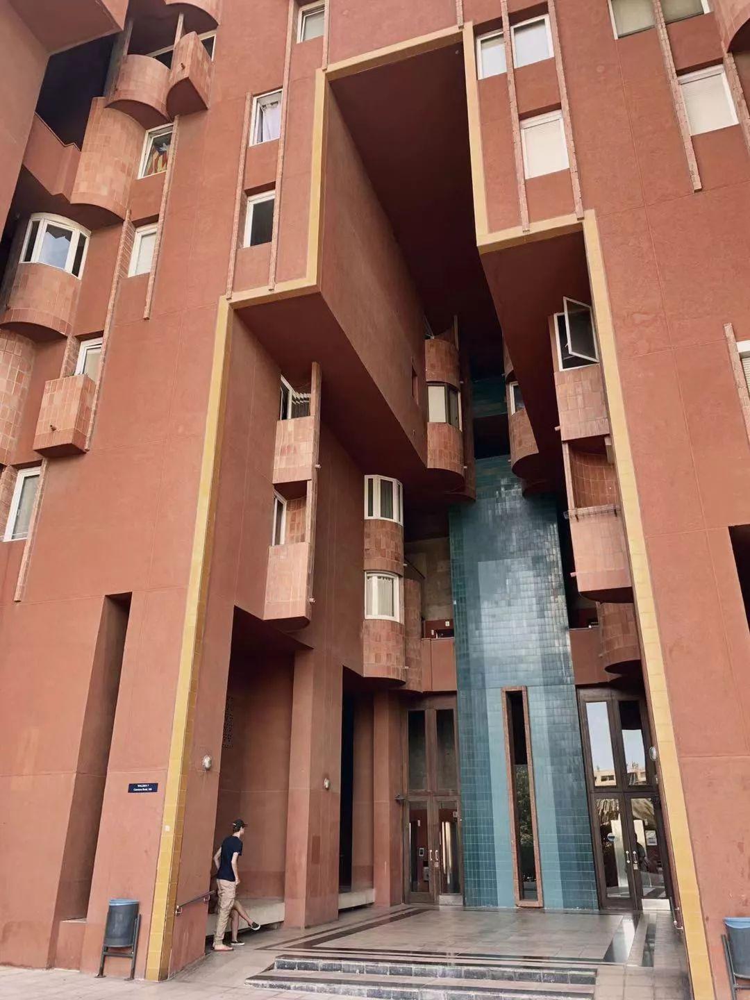 巴塞罗那必看的建筑宝藏路线，经典和小众一网打尽 | 见筑
