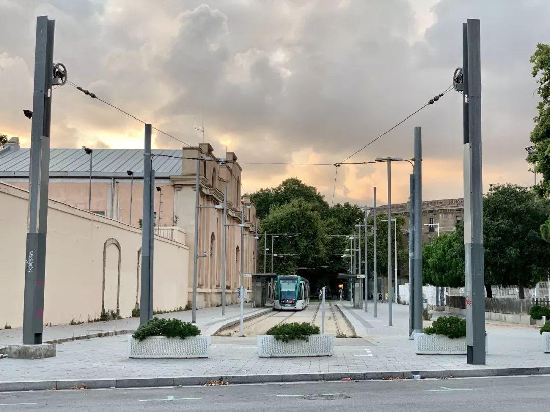 巴塞罗那必看的建筑宝藏路线，经典和小众一网打尽 | 见筑