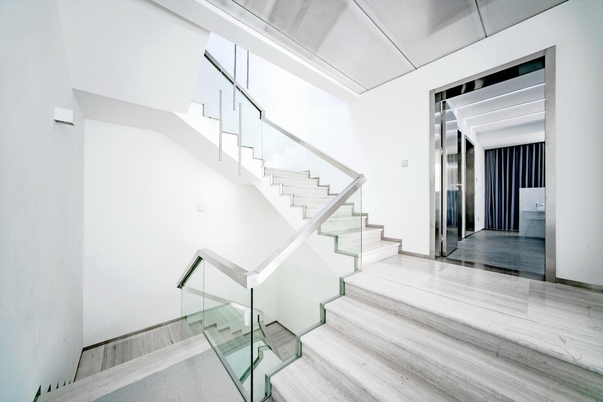 1568080159434325.jpg 调整大小 22.stairs.jpg
