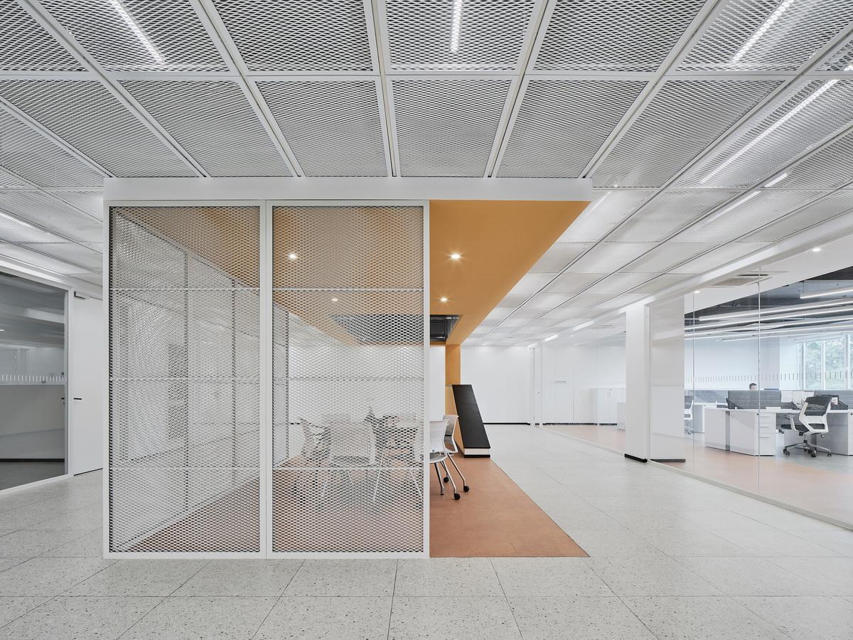 1569306636104102.jpg 调整大小 34-室内“庭院” .wen studio.jpg