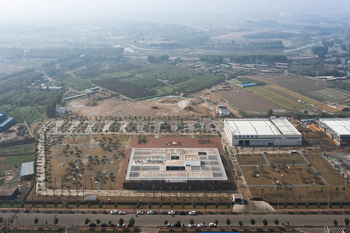 1570761913691772.jpg b1 园区整体鸟瞰.jpg