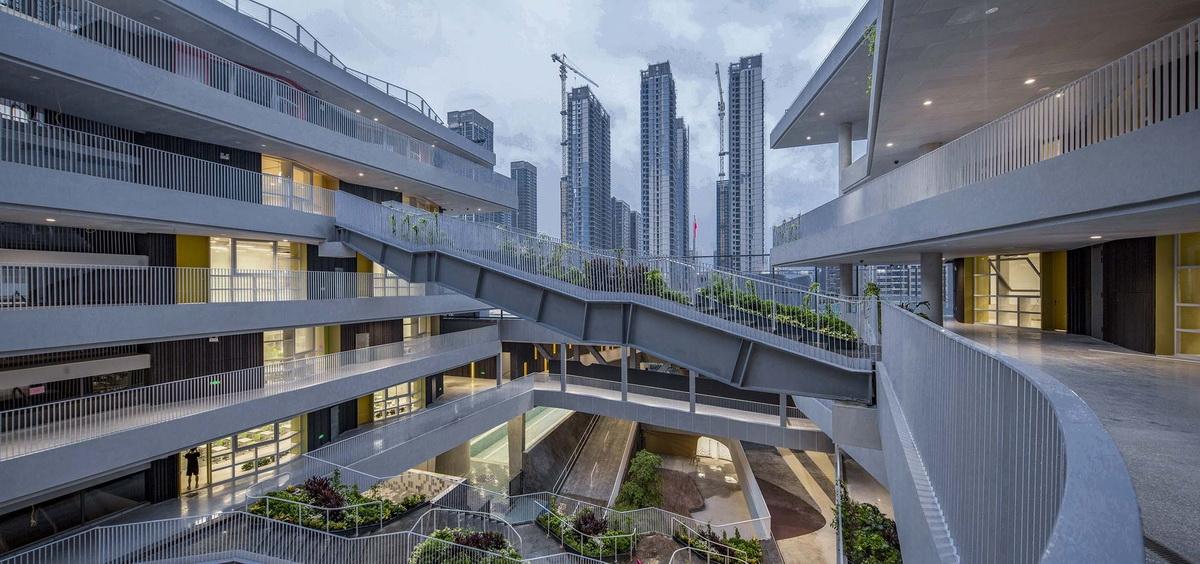 城市中的“山谷庭院”：深圳红岭实验小学 / 源计划建筑师事务所