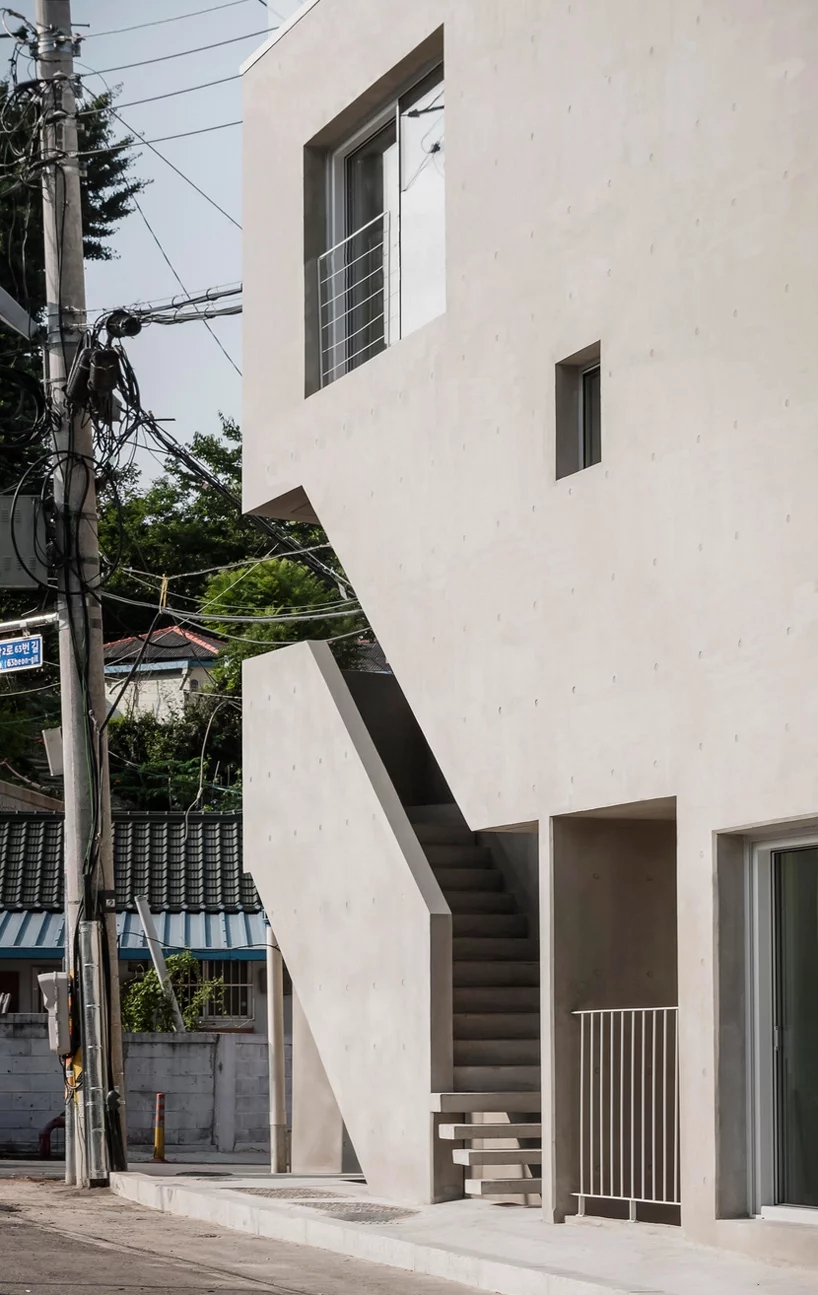architects-h2l-slit-house-south-korea-designboom-9.webp.jpg