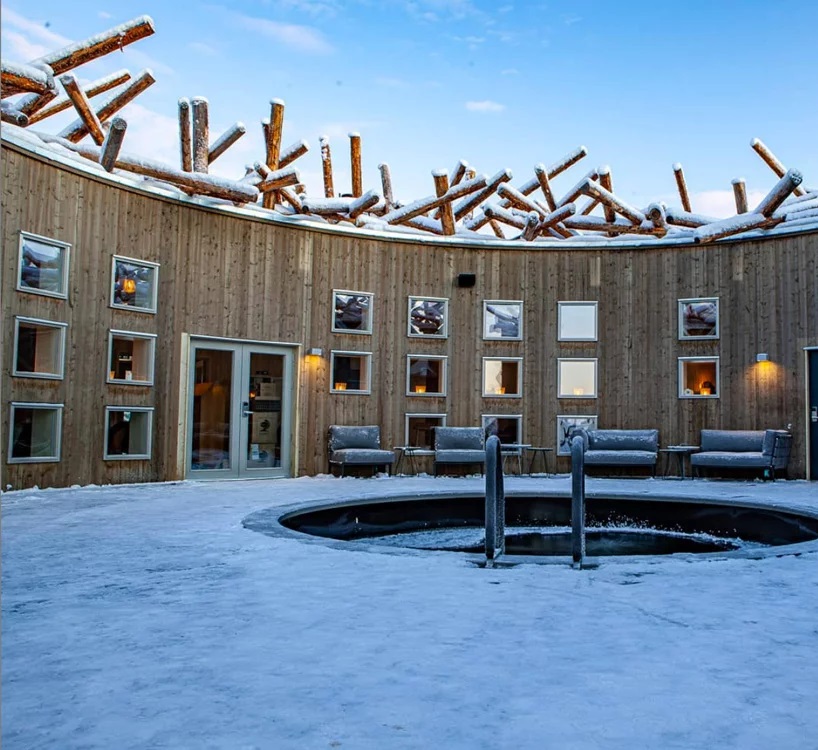 arctic-bath-hotel-designboom-3.jpg