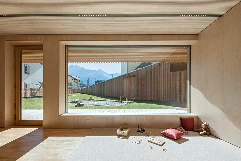 feld72-kindergarten-valdaora-di-sotto-tyrol-designboom-03