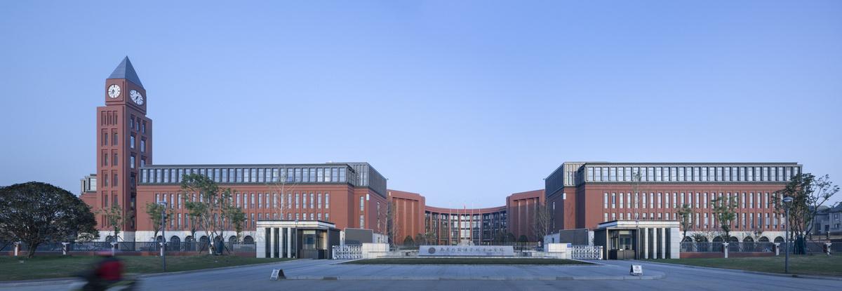 南京外国语学校方山校区 / gla建筑设计 | 建筑学院
