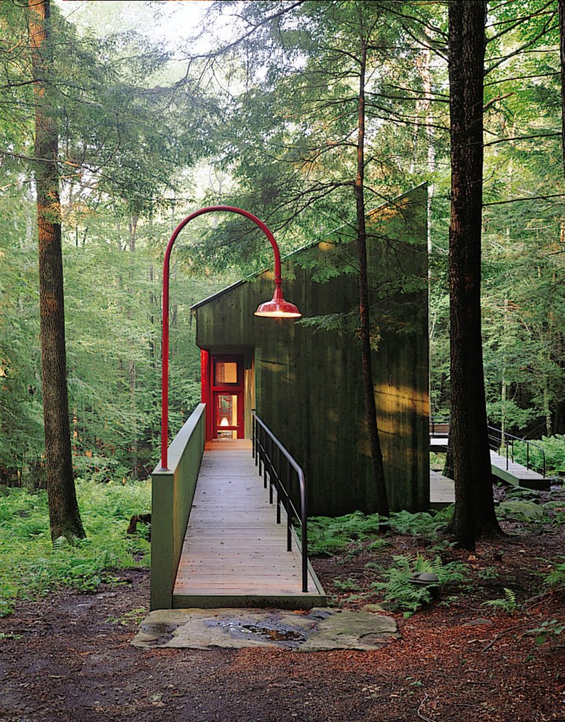 bohlin-cywinski-jackson-forest-house-connecticut-designboom-001.jpg
