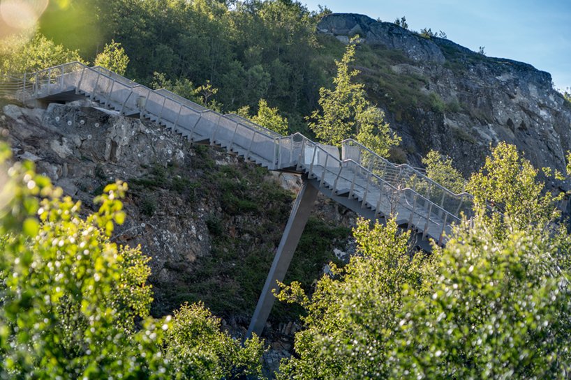 voringsfossen-norwegian-scenic-route-hardangervidda-carl-viggo-holmebakk-designboom-04.jpg