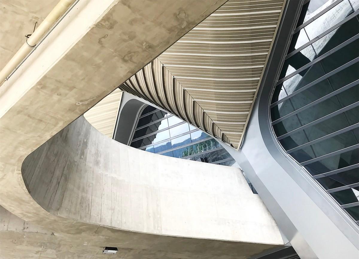 灵感源于流动的晶体几何形状——台北音乐中心 / RUR Architecture DPC