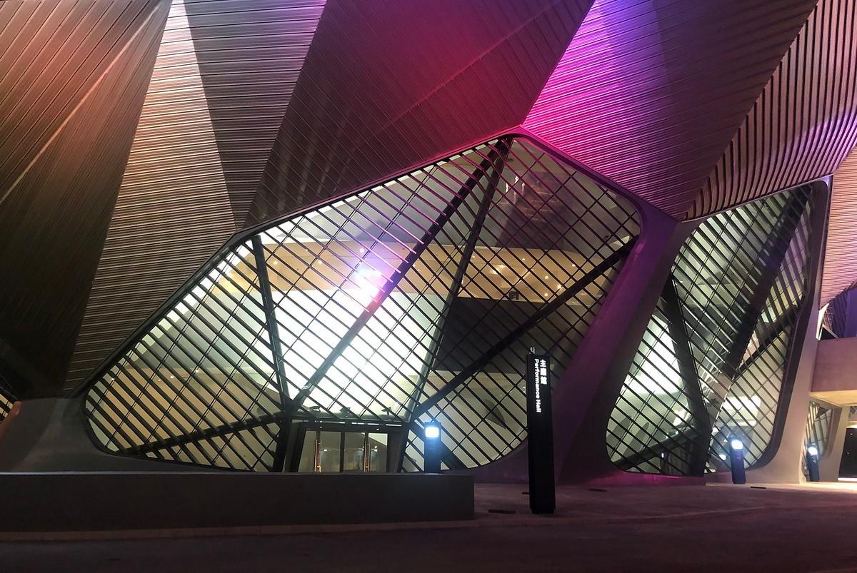 灵感源于流动的晶体几何形状——台北音乐中心 / RUR Architecture DPC