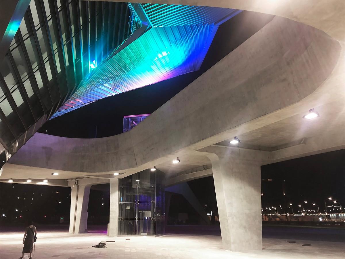 灵感源于流动的晶体几何形状——台北音乐中心 / RUR Architecture DPC