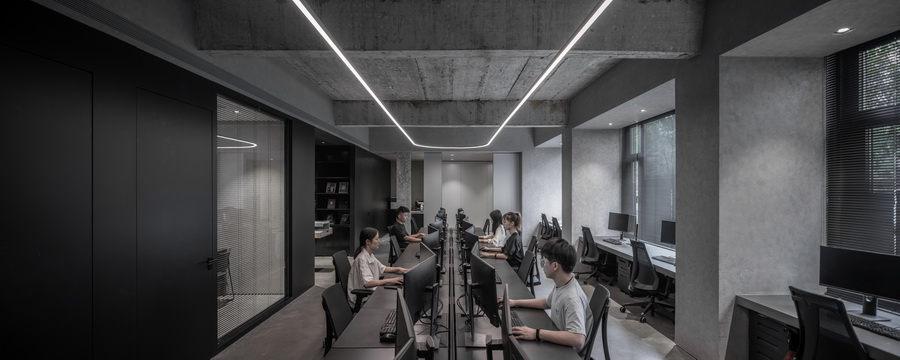 18 开敞的办公空间 摄影：潘杰_调整大小.jpg
