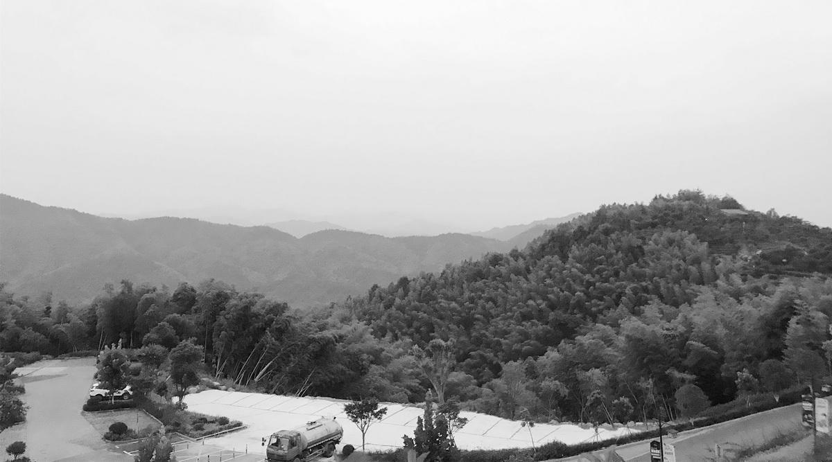 1607326059879312.jpg 站在场地中往北看_调整大小.jpg