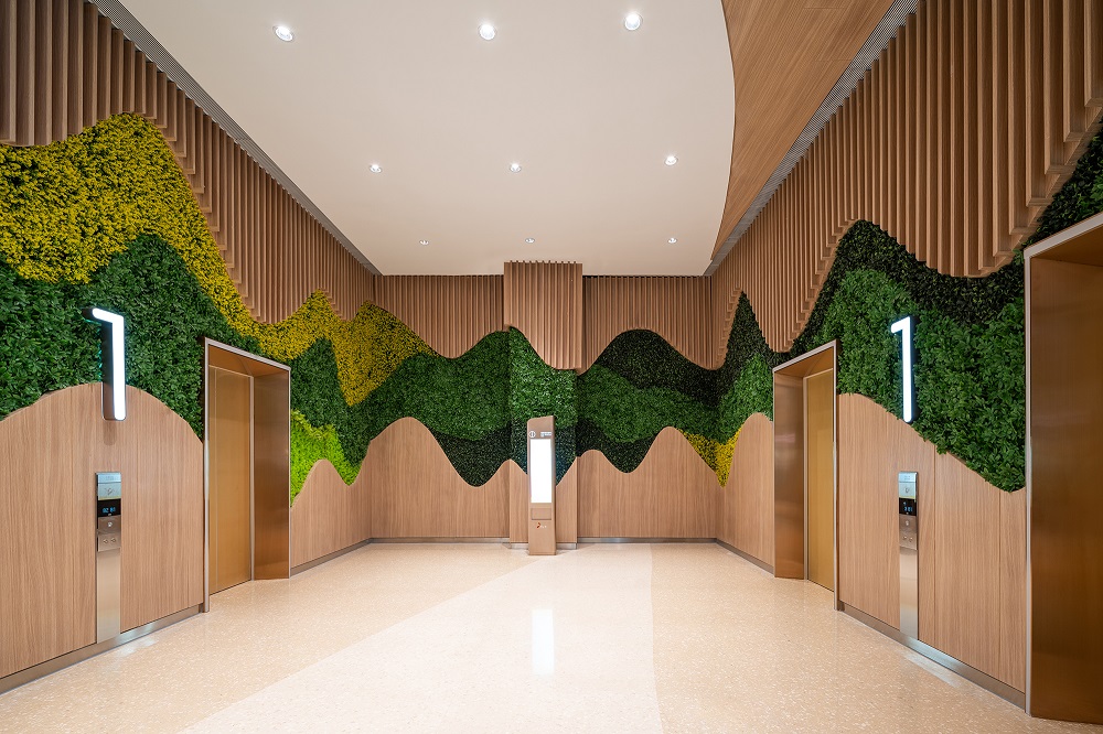 57 电梯厅运用绿植美学制造自然氛围 © 吴鉴泉.jpg