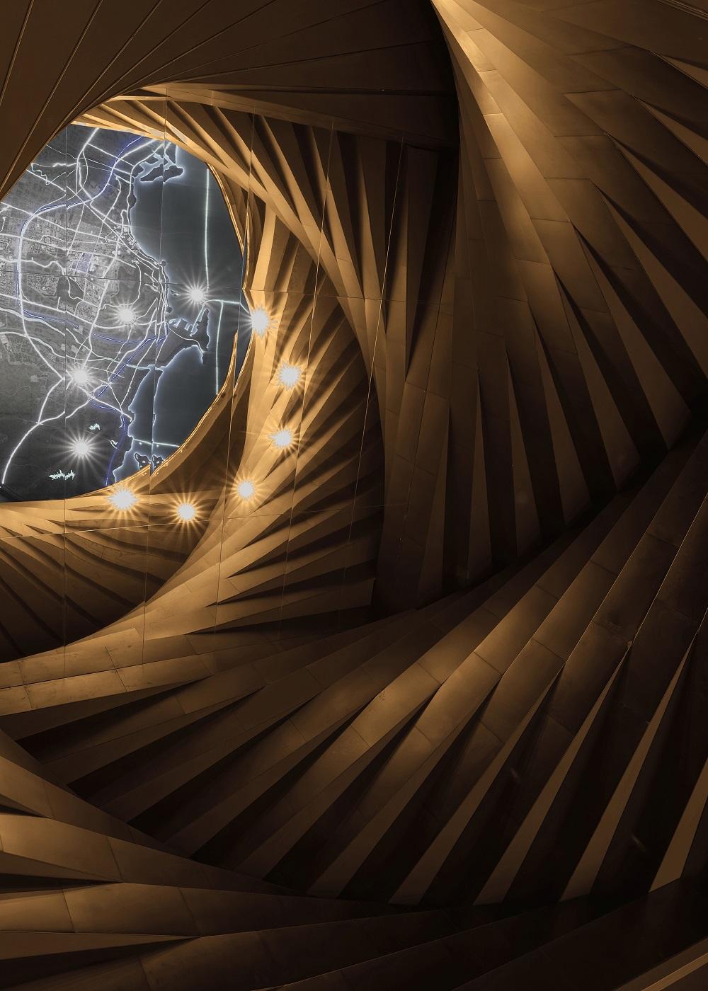 1617872223232297.jpg 28 spiralling ceiling 螺旋天花板 © 朱海.jpg