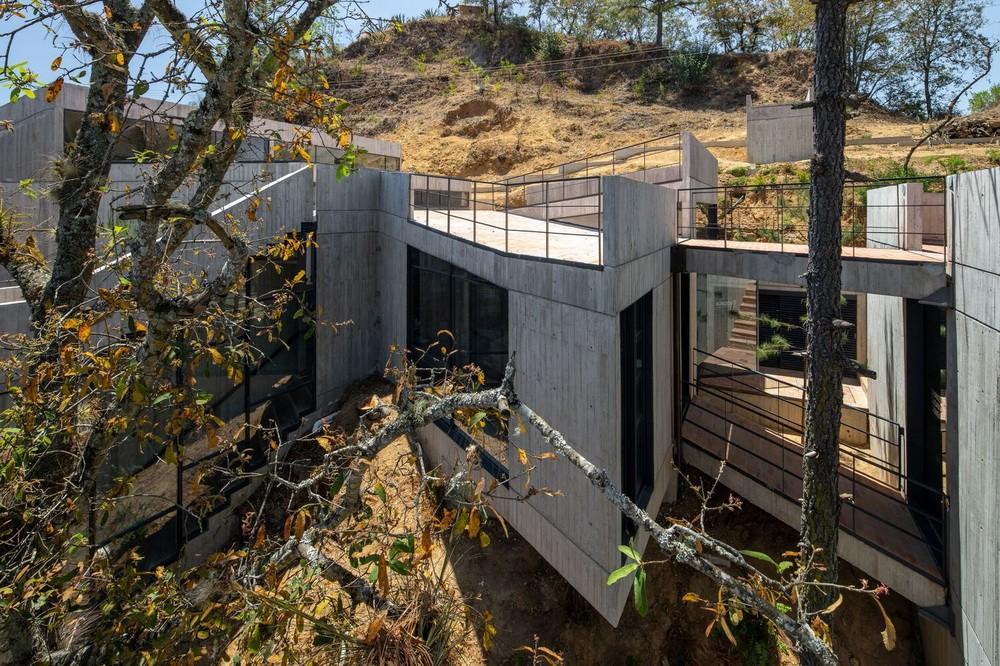 体块的协奏曲：墨西哥蚕园/LAMZ Arquitectura