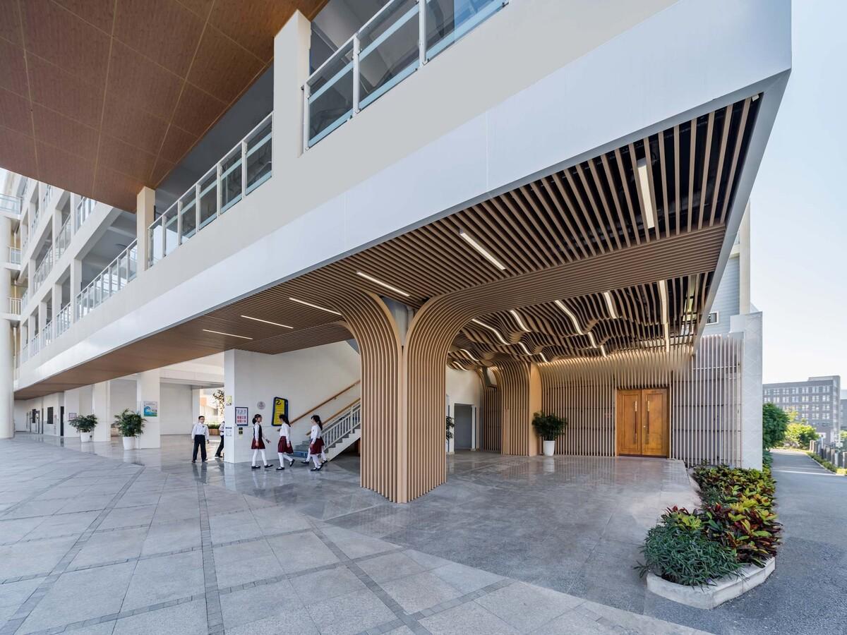 1645403765957393.jpg 14_21-报告厅入口_The_entrance_of_the_Lecture_Hall_©陈冠宏.jpg